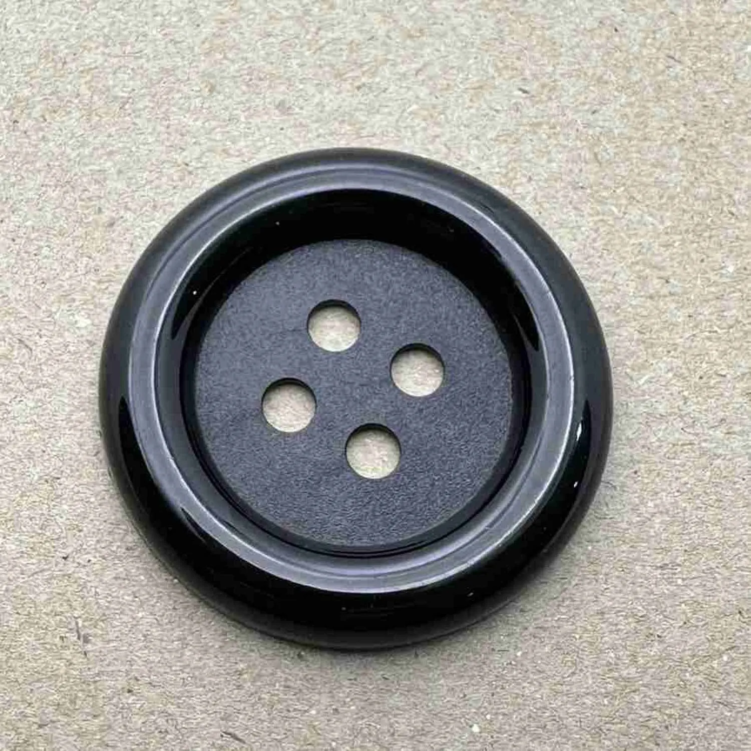 4 Hole Shiny Raised Outer Edge Button 34mm