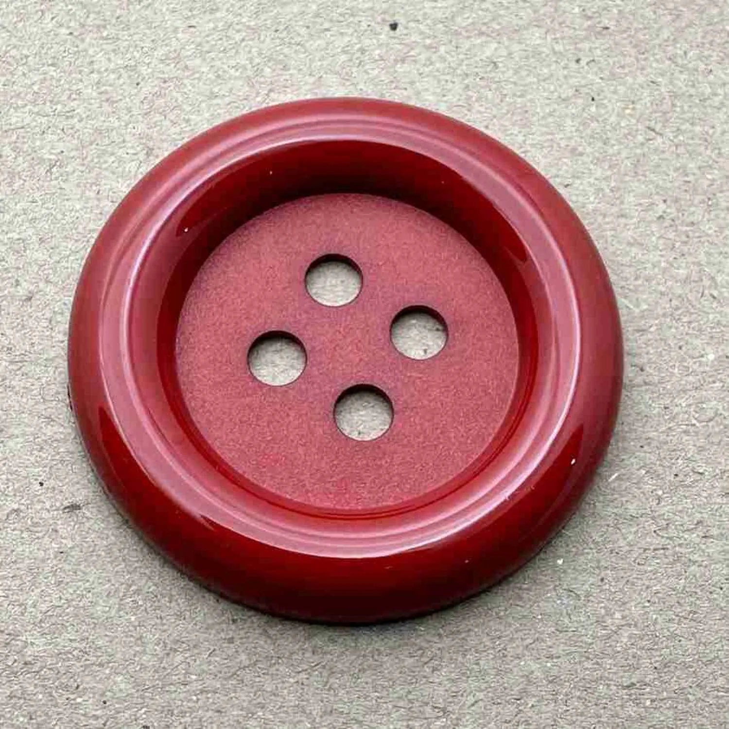 4 Hole Shiny Raised Outer Edge Button 34mm