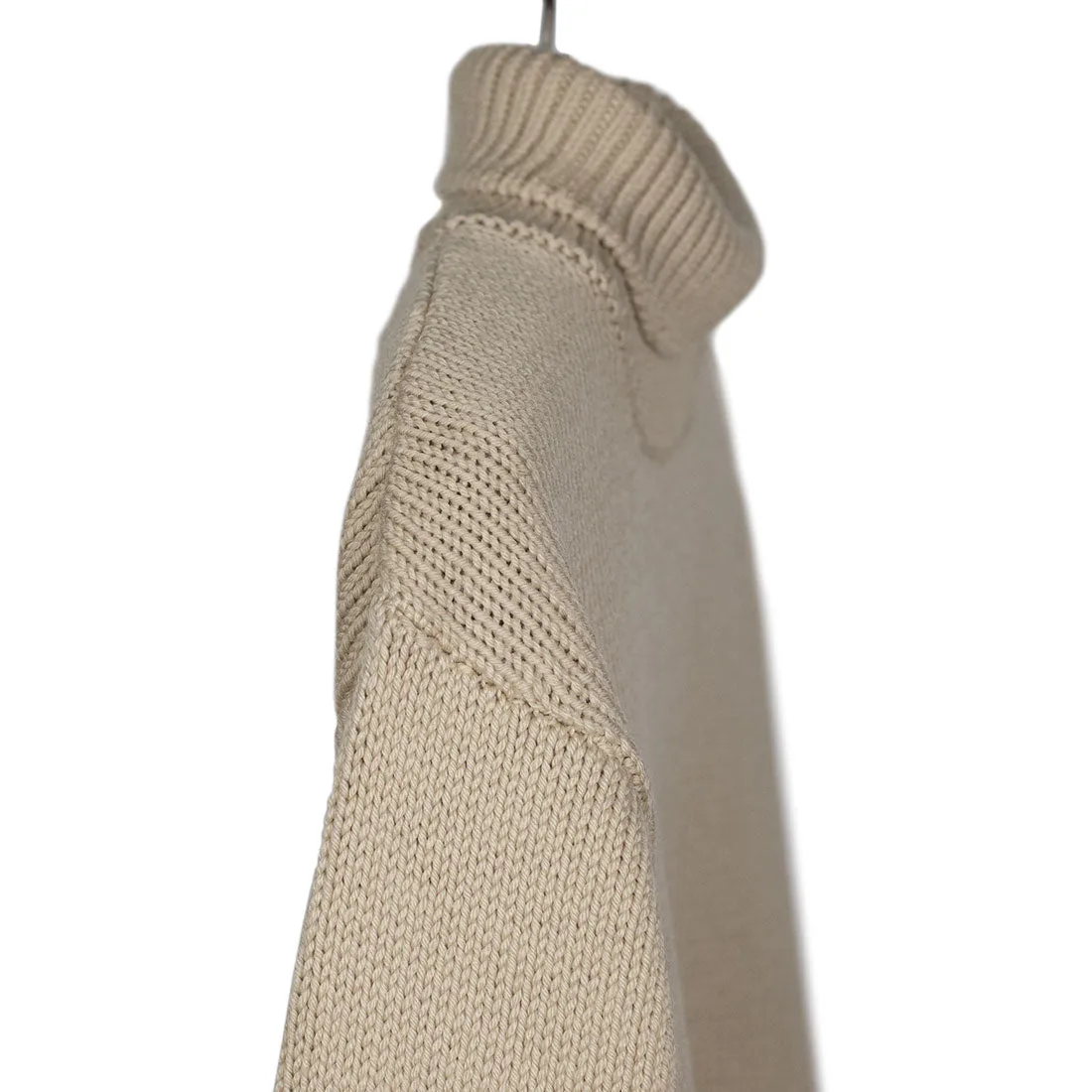 Turtleneck sweater in "Corda" beige superfine merino wool