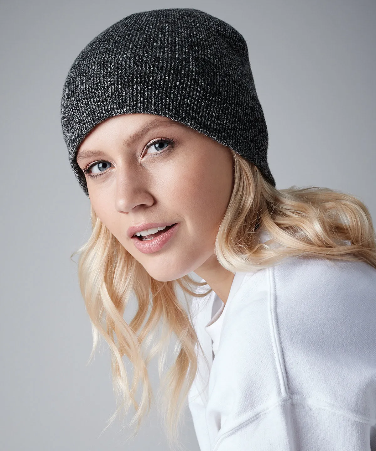 Two-tone pull-on beanie | Graphite Grey